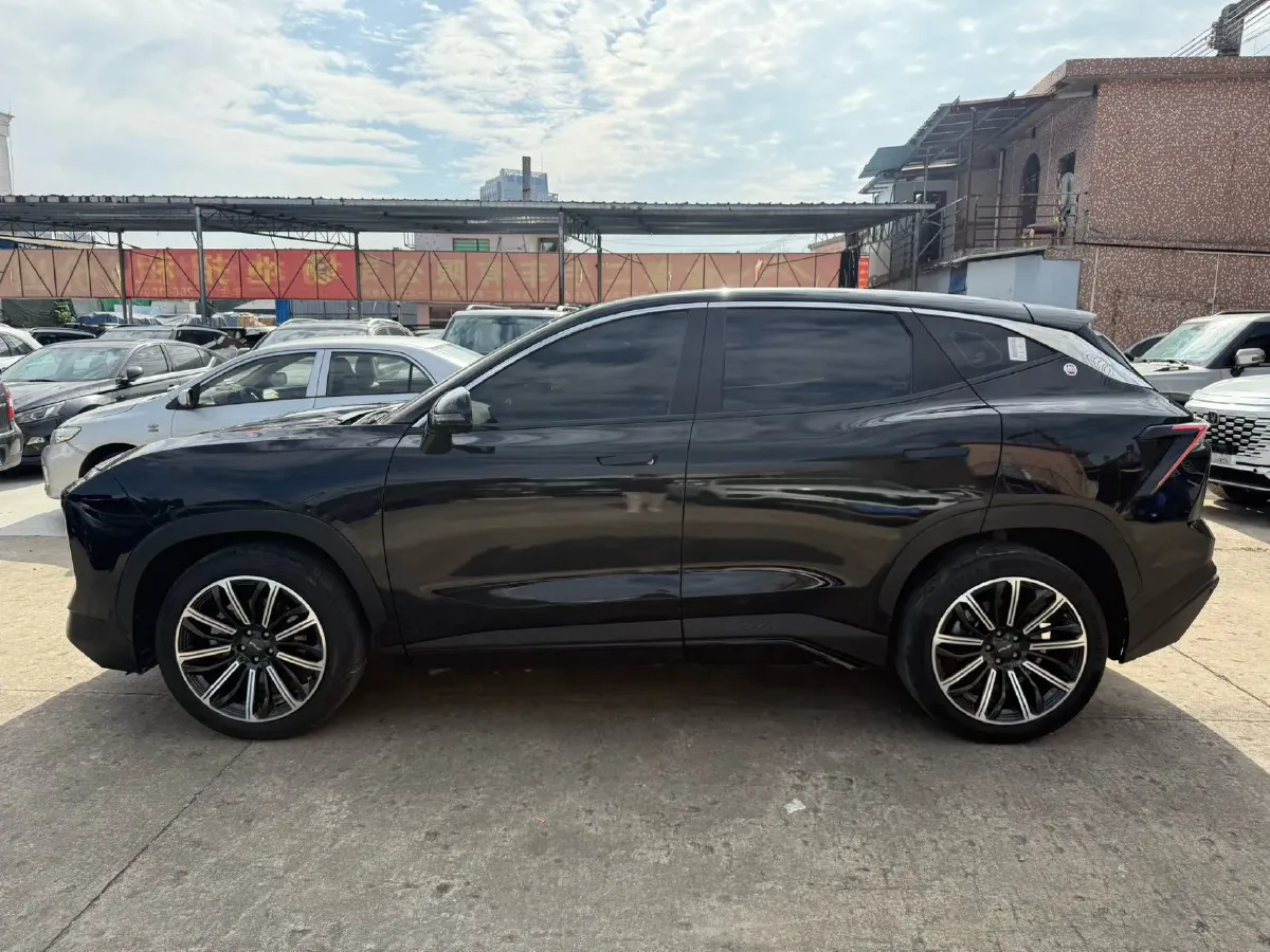 2022 Jetour DASHING 1.6T 197HP L4 7DCT,autocango,china used car exporter,china ev exporter,chinese used car exporter,chinese used ev exporter