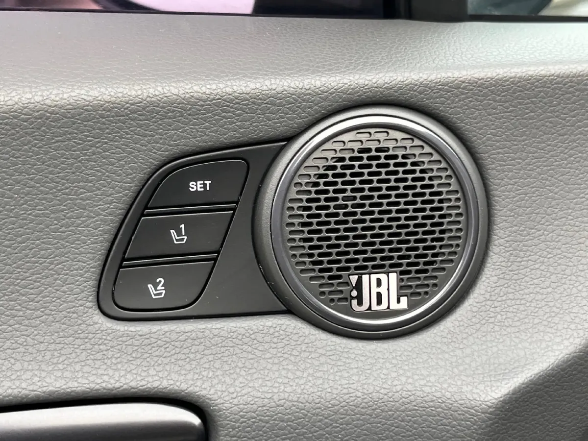 2020 Hyundai Sonata 2.0T 240HP L4 8AT,autocango,china used car exporter,china ev exporter,chinese used car exporter,chinese used ev exporter