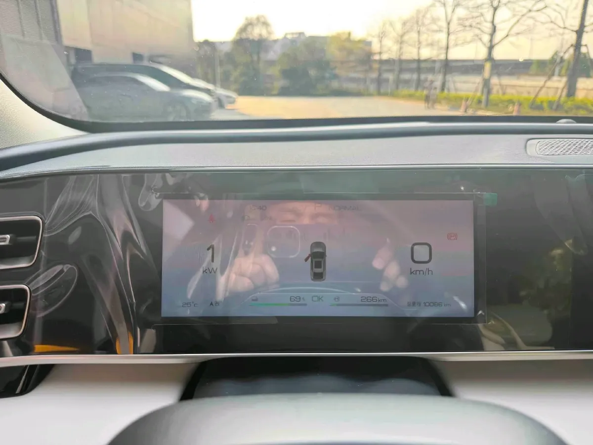 2024 BYD QinL 1.5L 101HP L4 E-CVT PHEV 10.08KWH,autocango,china used car exporter,china ev exporter,chinese used car exporter,chinese used ev exporter