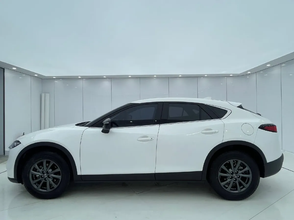 2021 Mazda CX-4 2.0L 158HP L4 6AT,autocango,china used car exporter,china ev exporter,chinese used car exporter,chinese used ev exporter