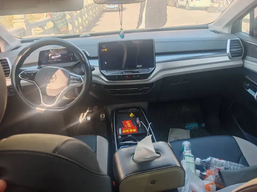 2022 Volkswagen ID.6 Crozz BEV 62.6KWH,autocango,china used car exporter,china ev exporter,chinese used car exporter,chinese used ev exporter