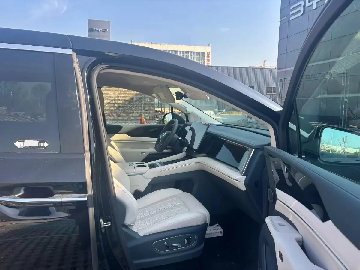 2026 BYD Xia 1.5T 156HP L4 E-CVT PHEV,autocango,china used car exporter,china ev exporter,chinese used car exporter,chinese used ev exporter