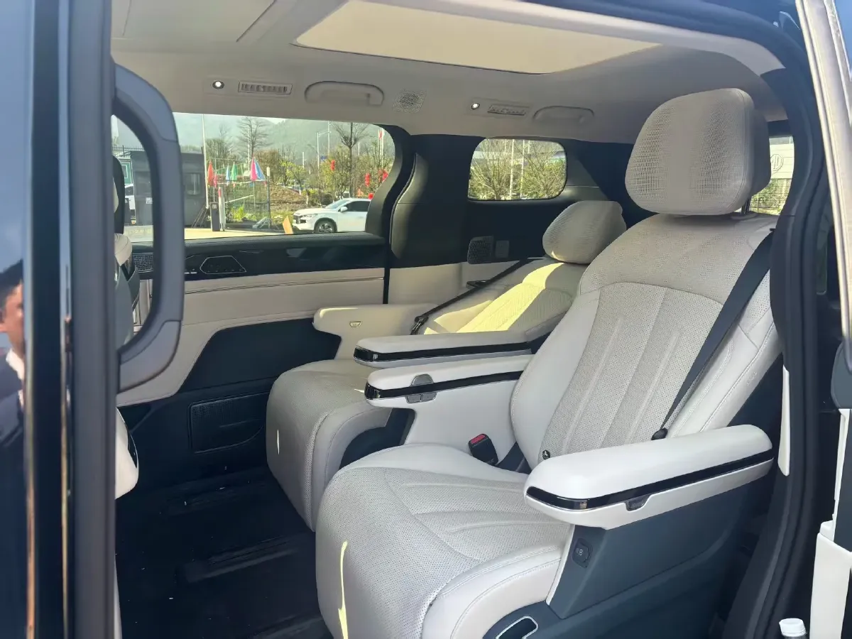 2026 BYD Xia 1.5T 156HP L4 E-CVT PHEV,autocango,china used car exporter,china ev exporter,chinese used car exporter,chinese used ev exporter