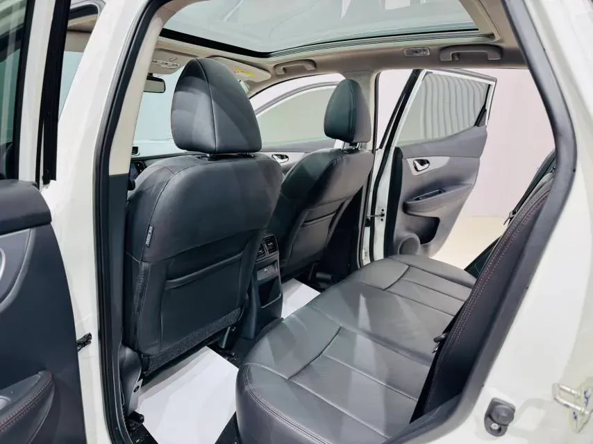 2022 Nissan Qashqai 2.0L 151HP L4 CVT,autocango,china used car exporter,china ev exporter,chinese used car exporter,chinese used ev exporter