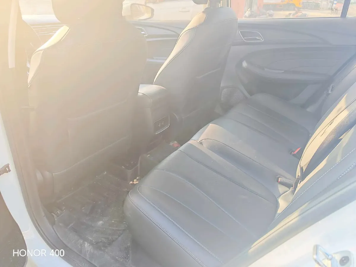 2019 Roewe i5 1.5L 120HP L4 5MT,autocango,china used car exporter,china ev exporter,chinese used car exporter,chinese used ev exporter