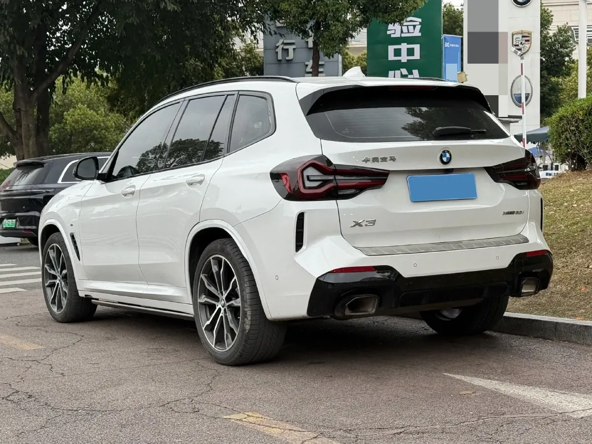 2022 BMW X3 2.0T 252HP L4 8AT,autocango,china used car exporter,china ev exporter,chinese used car exporter,chinese used ev exporter