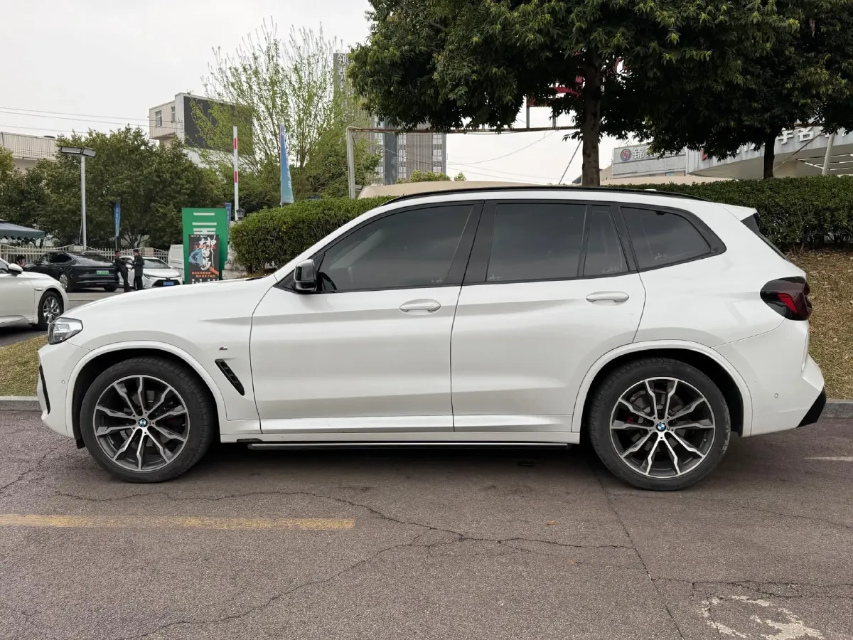 2022 BMW X3 2.0T 252HP L4 8AT,autocango,china used car exporter,china ev exporter,chinese used car exporter,chinese used ev exporter