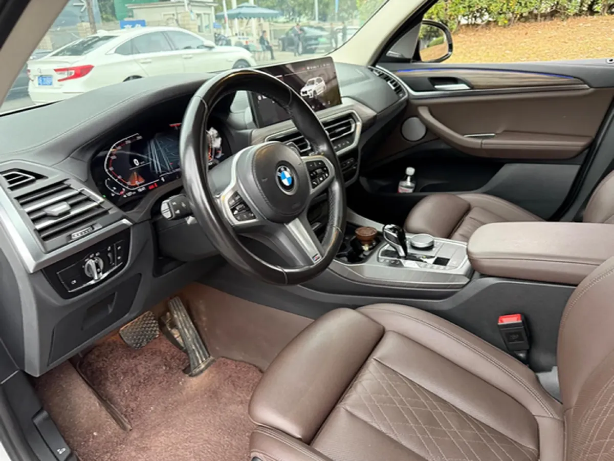 2022 BMW X3 2.0T 252HP L4 8AT,autocango,china used car exporter,china ev exporter,chinese used car exporter,chinese used ev exporter