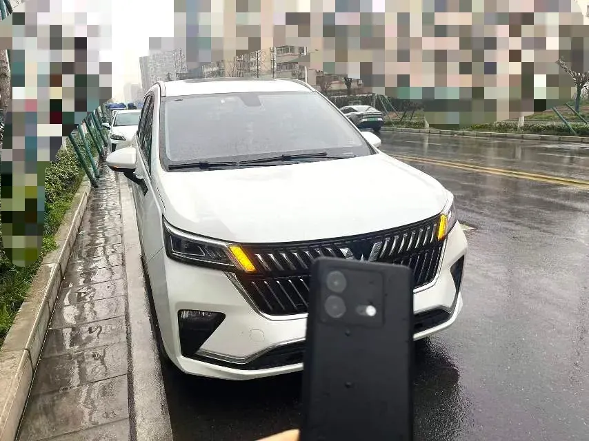 2022 Venucia T60 1.6L 126HP L4 CVT,autocango,china used car exporter,china ev exporter,chinese used car exporter,chinese used ev exporter