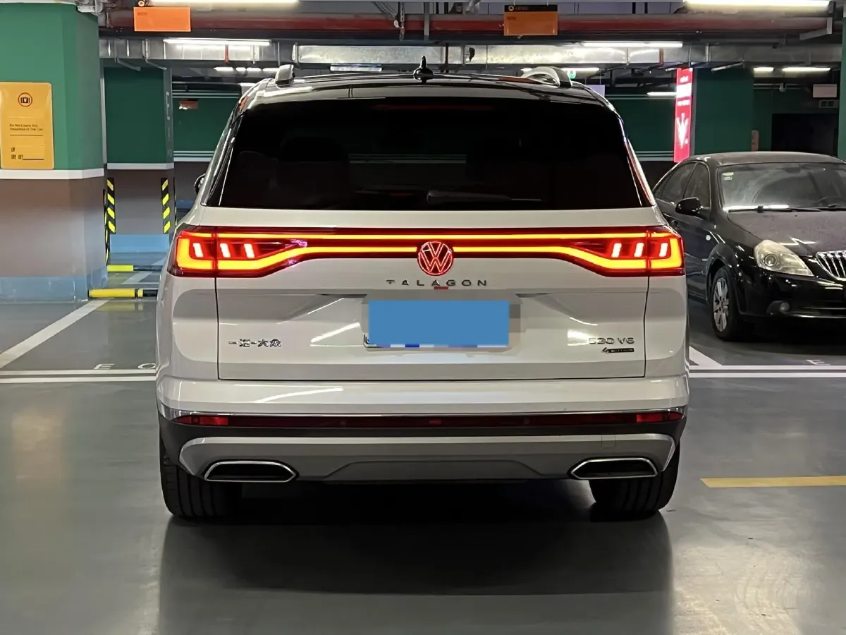 2021 Volkswagen Talagon 2.5T 299HP V6 7DCT,autocango,china used car exporter,china ev exporter,chinese used car exporter,chinese used ev exporter