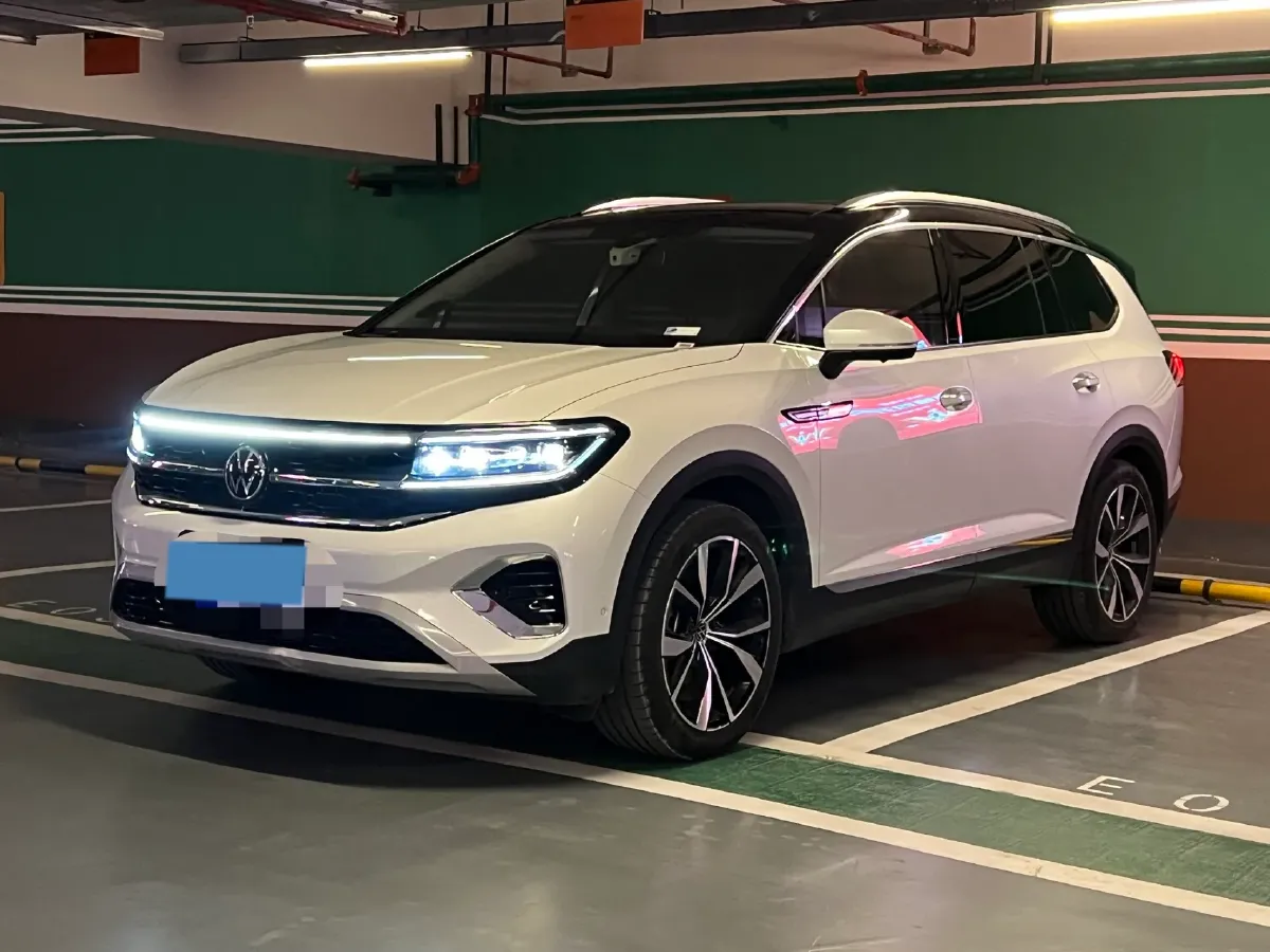 2021 Volkswagen Talagon 2.5T 299HP V6 7DCT,autocango,china used car exporter,china ev exporter,chinese used car exporter,chinese used ev exporter