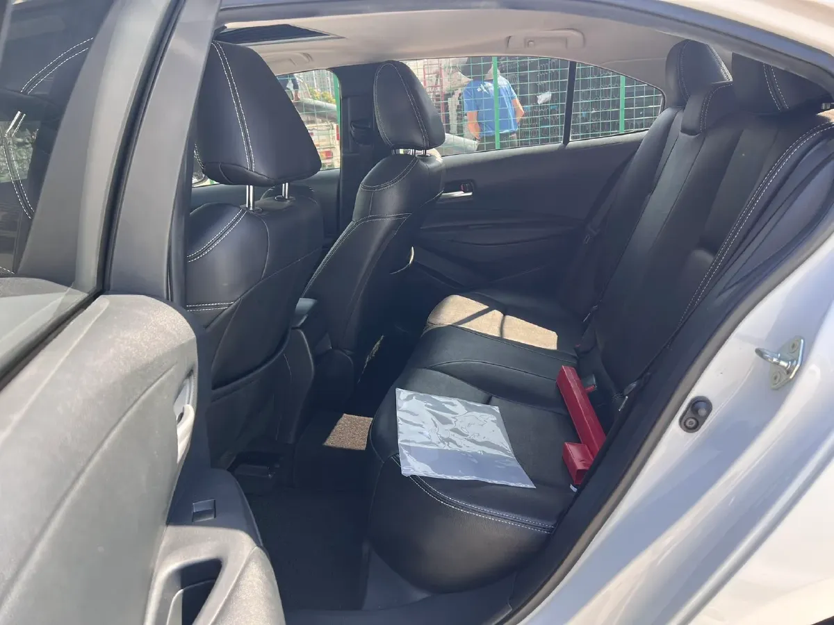 2021 Toyota Corolla 1.2T 116HP L4 CVT,autocango,china used car exporter,china ev exporter,chinese used car exporter,chinese used ev exporter