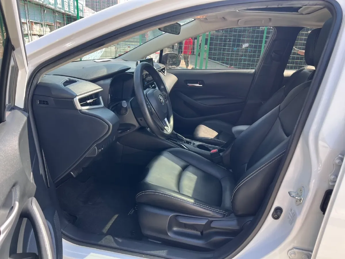 2021 Toyota Corolla 1.2T 116HP L4 CVT,autocango,china used car exporter,china ev exporter,chinese used car exporter,chinese used ev exporter