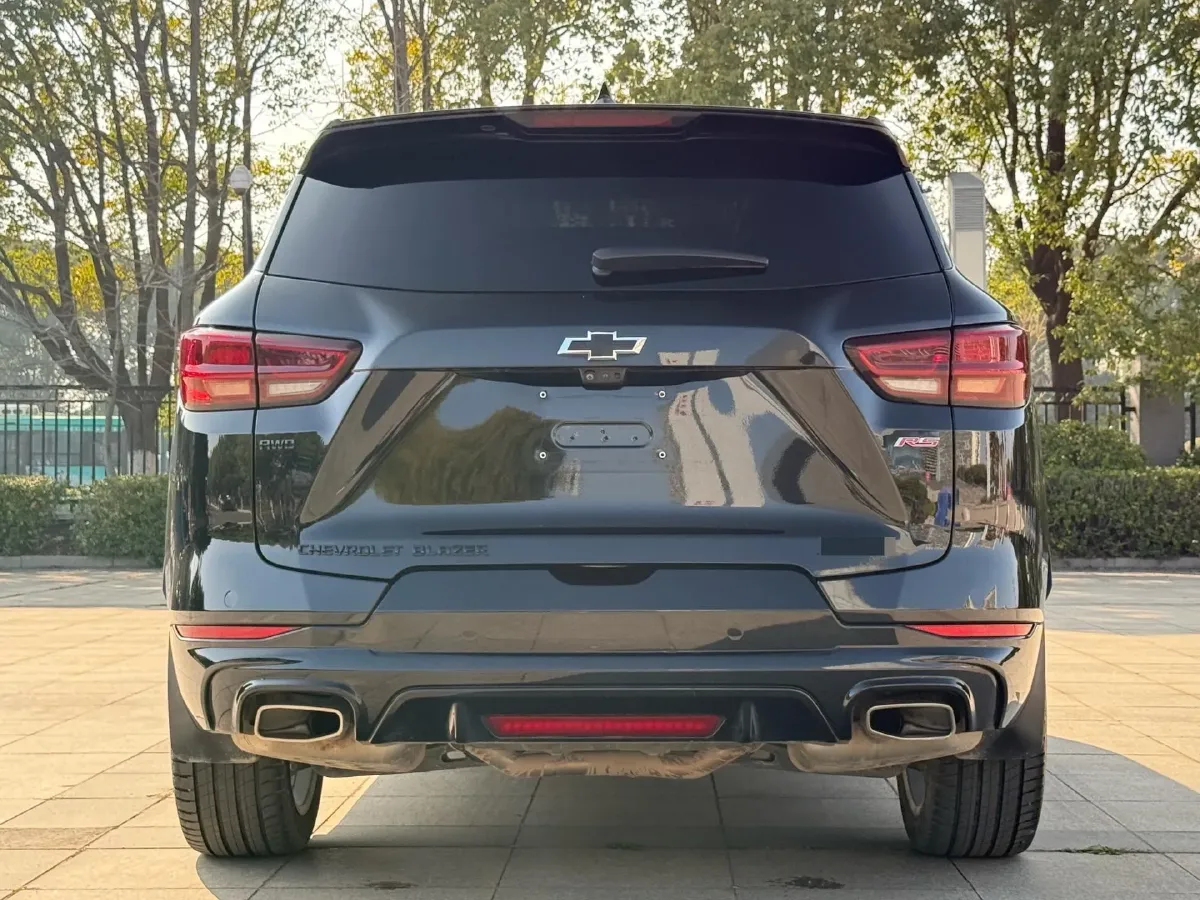 2023 Chevrolet Blazer 2.0T 237HP L4 9AT,autocango,china used car exporter,china ev exporter,chinese used car exporter,chinese used ev exporter