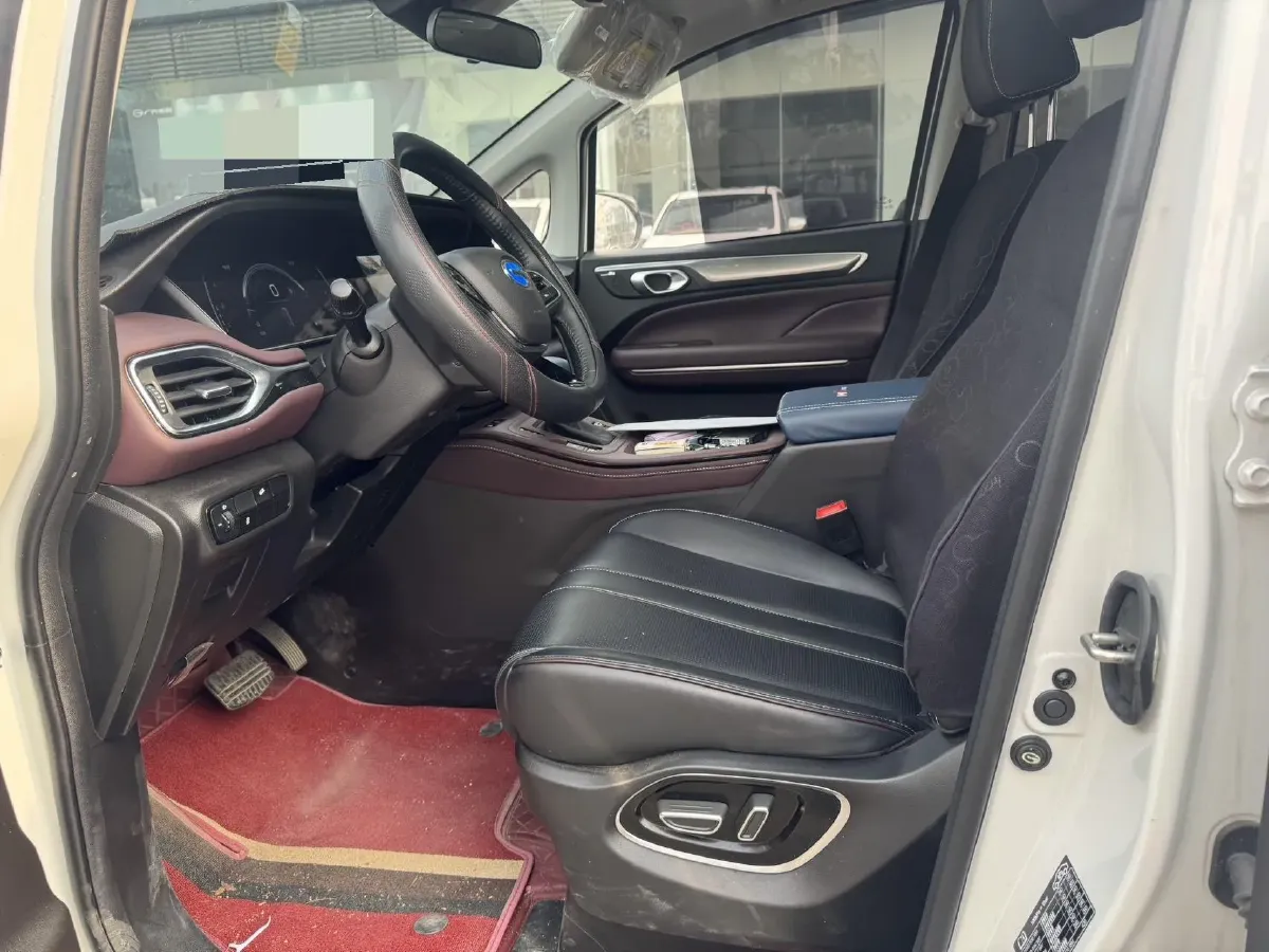 2023 GAC Trumpchi M6 1.5T 177HP L4 7DCT,autocango,china used car exporter,china ev exporter,chinese used car exporter,chinese used ev exporter