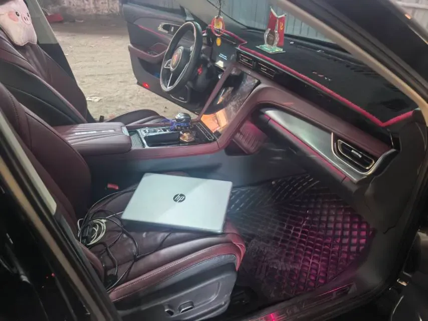 2023 HongQi H5 2.0T 224HP L4 8AT,autocango,china used car exporter,china ev exporter,chinese used car exporter,chinese used ev exporter