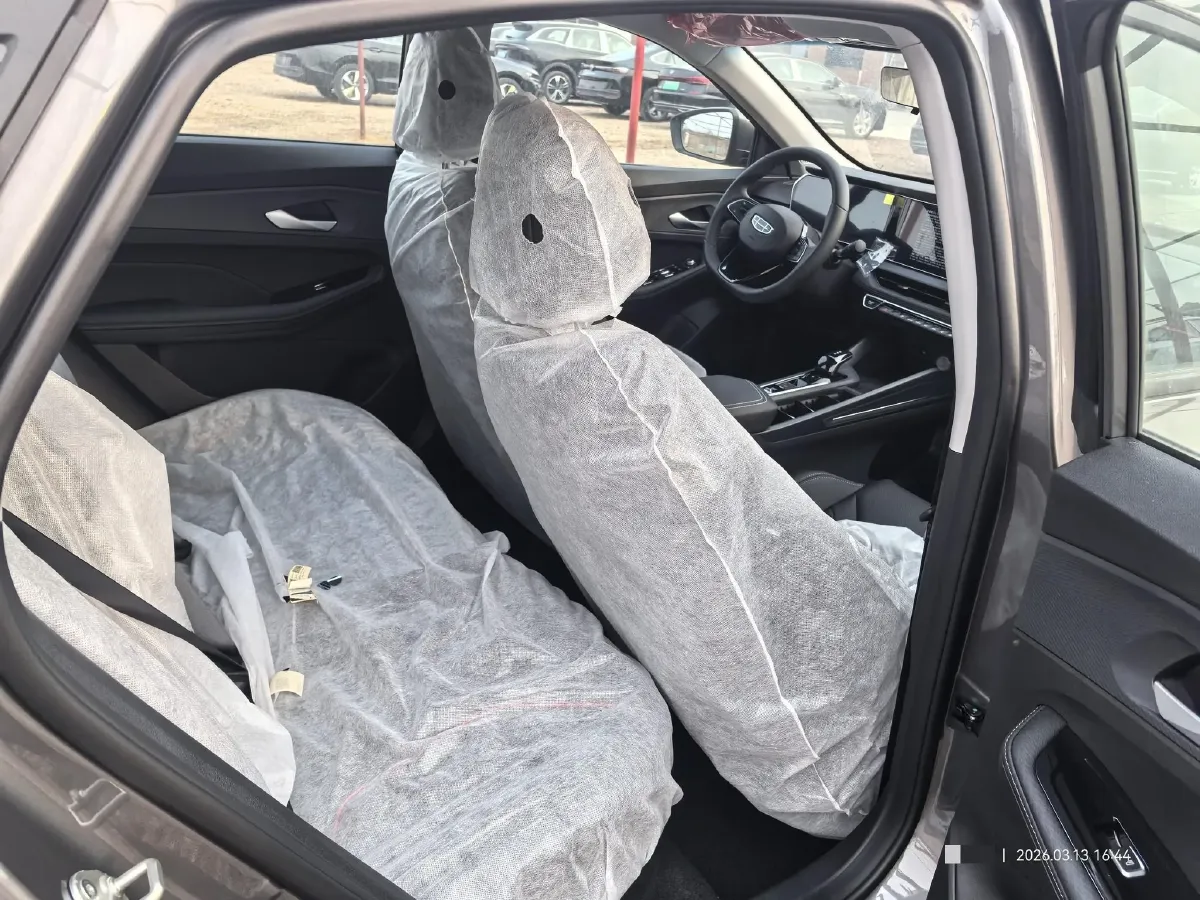 2024 Geely Binray 1.5T 181HP L4 7DCT,autocango,china used car exporter,china ev exporter,chinese used car exporter,chinese used ev exporter