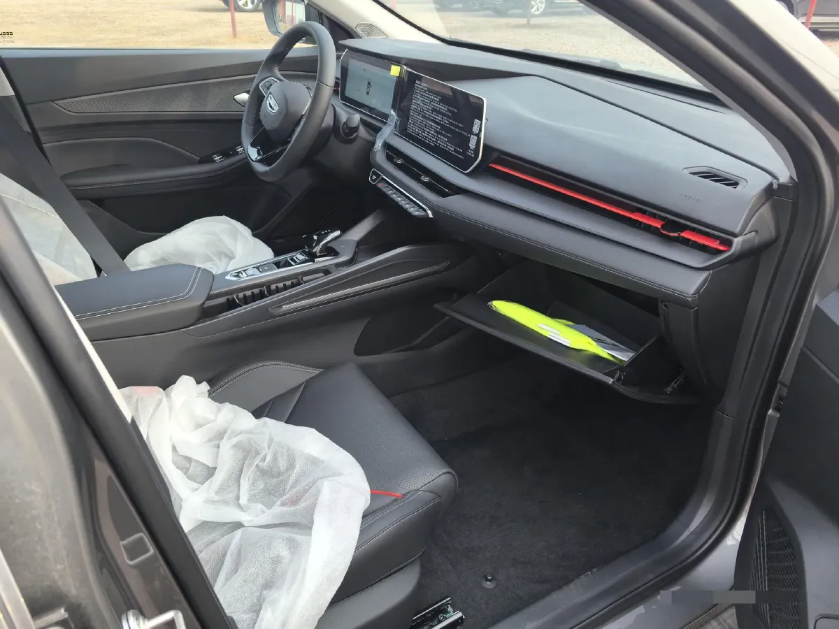 2024 Geely Binray 1.5T 181HP L4 7DCT,autocango,china used car exporter,china ev exporter,chinese used car exporter,chinese used ev exporter