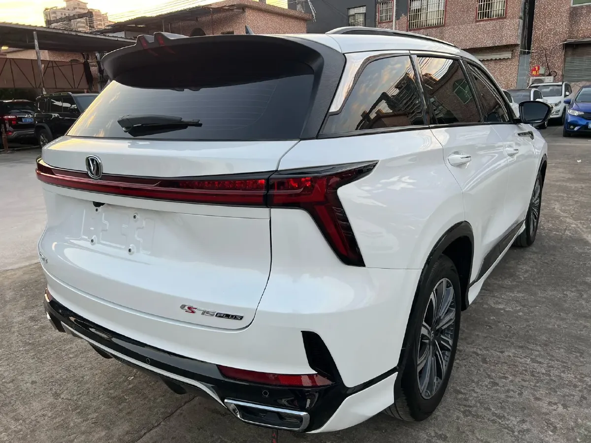 2025 ChangAn CS75 Plus 1.5T 188HP L4 8AT,autocango,china used car exporter,china ev exporter,chinese used car exporter,chinese used ev exporter