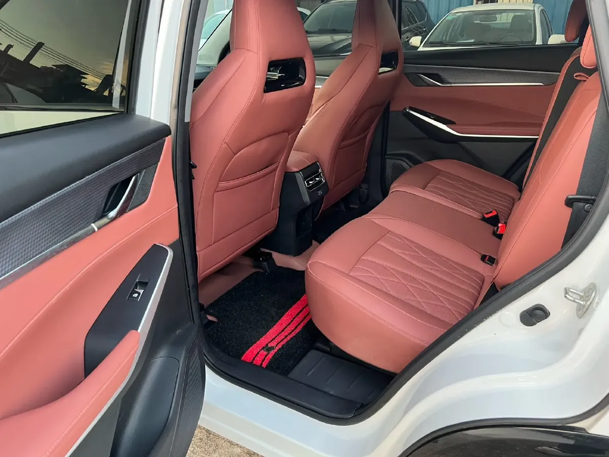 2025 ChangAn CS75 Plus 1.5T 188HP L4 8AT,autocango,china used car exporter,china ev exporter,chinese used car exporter,chinese used ev exporter