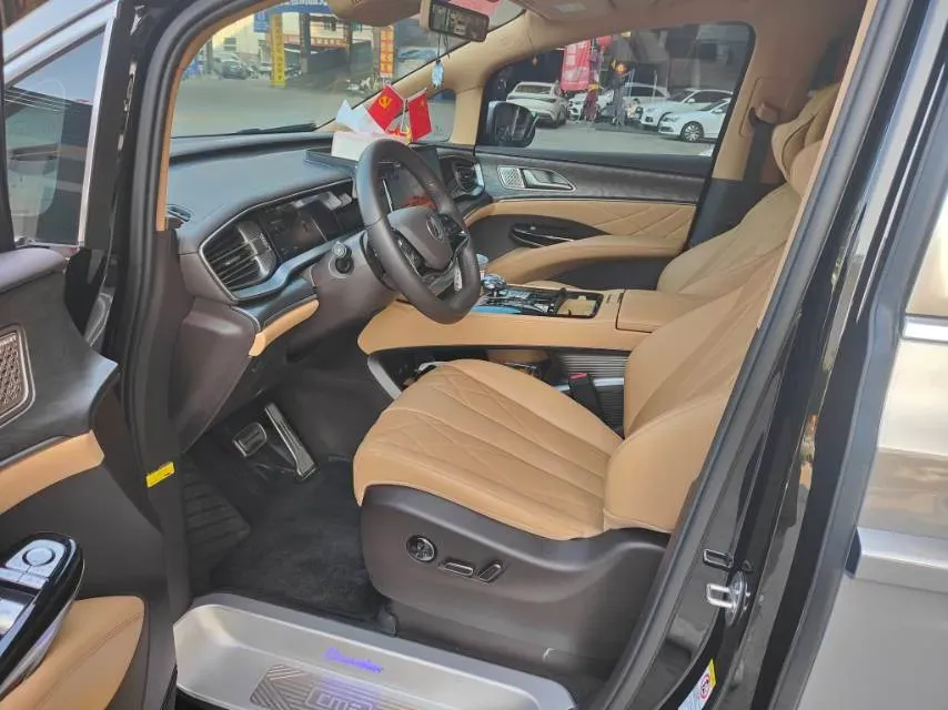 2025 Denza D9 1.5T 156HP L4 E-CVT PHEV 40KWH,autocango,china used car exporter,china ev exporter,chinese used car exporter,chinese used ev exporter