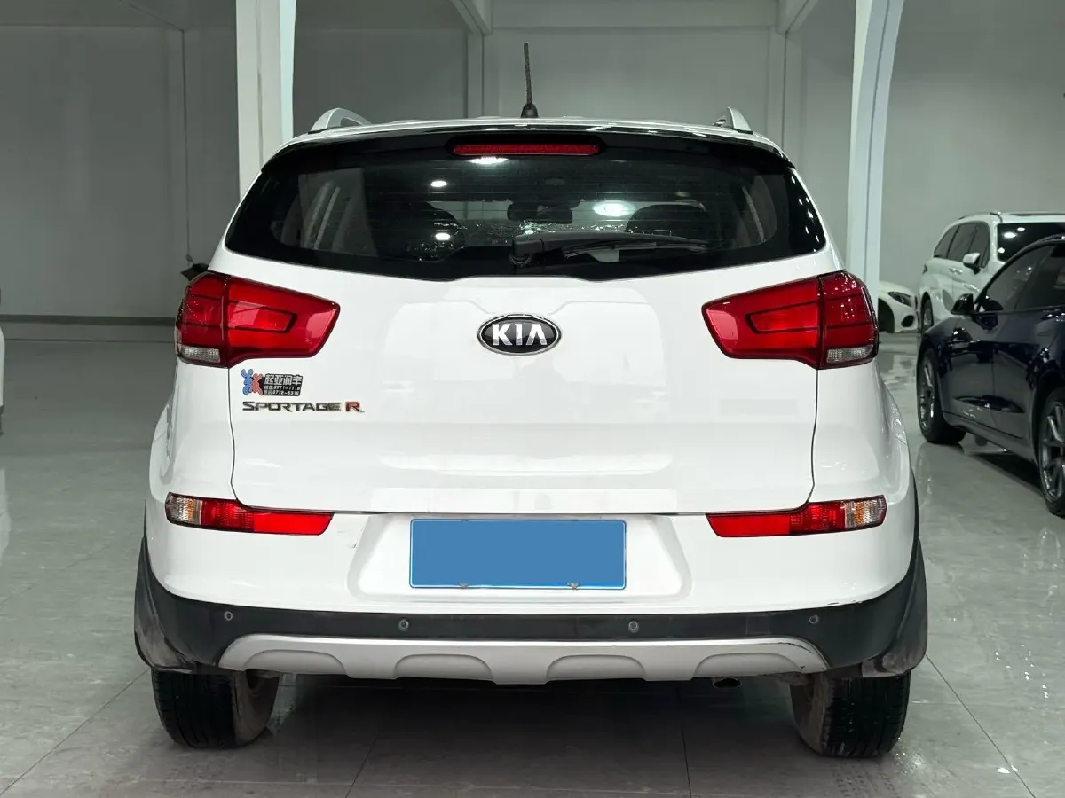 2016 Kia Sportage R 2.0L 165HP L4 6AT,autocango,china used car exporter,china ev exporter,chinese used car exporter,chinese used ev exporter