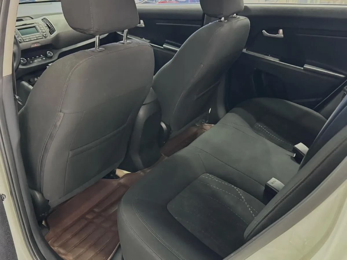 2016 Kia Sportage R 2.0L 165HP L4 6AT,autocango,china used car exporter,china ev exporter,chinese used car exporter,chinese used ev exporter