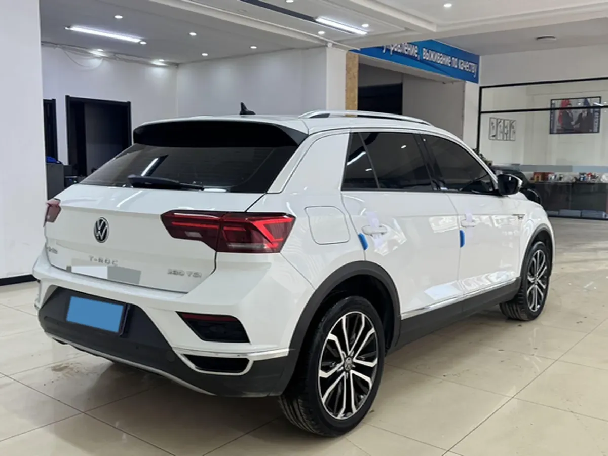 2021 Volkswagen T-Roc 1.4T 150HP L4 7DCT,autocango,china used car exporter,china ev exporter,chinese used car exporter,chinese used ev exporter