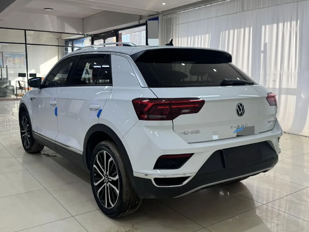 2021 Volkswagen T-Roc 1.4T 150HP L4 7DCT,autocango,china used car exporter,china ev exporter,chinese used car exporter,chinese used ev exporter