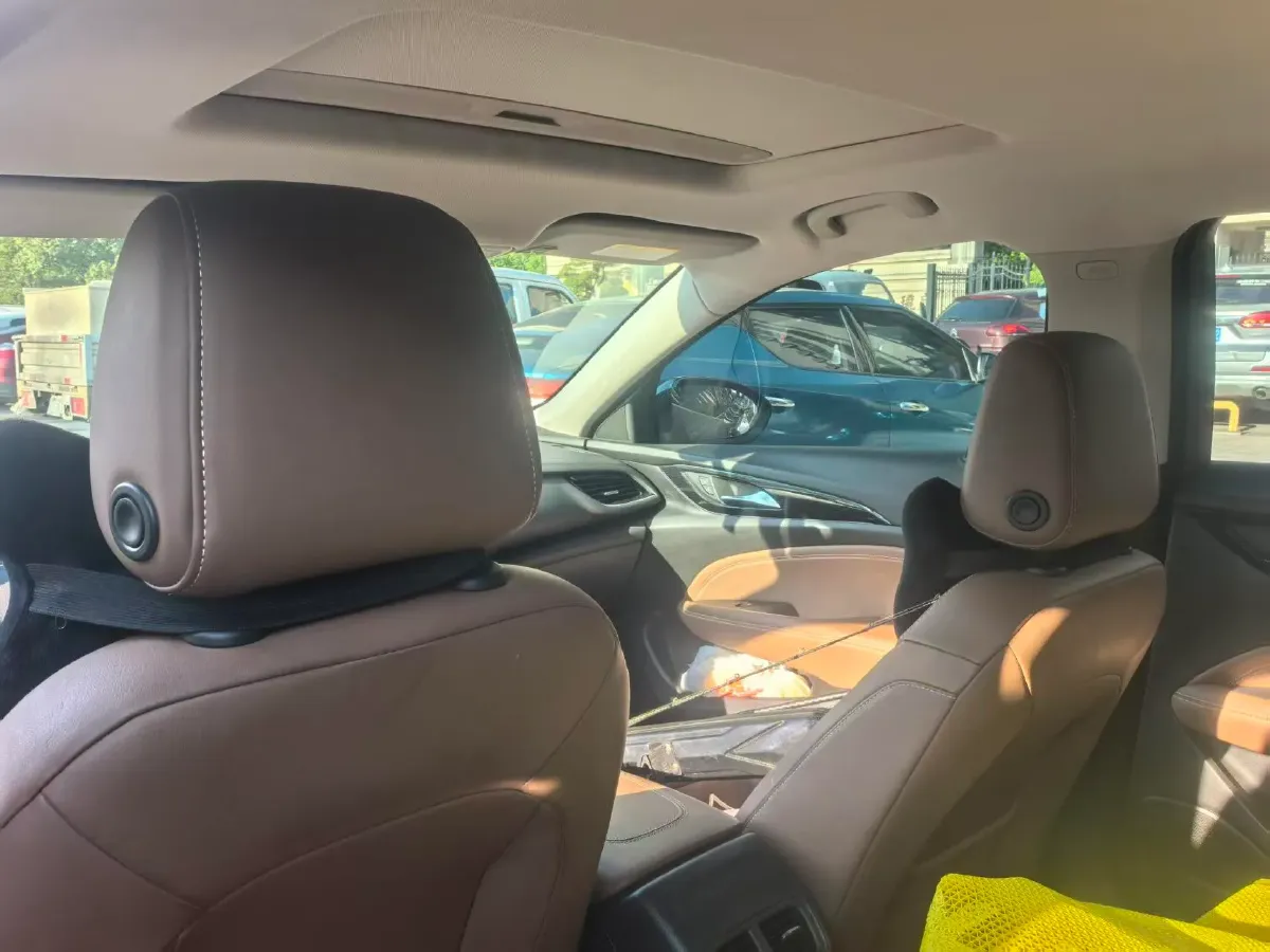 2022 Buick Regal 1.5T 169HP L4 9AT,autocango,china used car exporter,china ev exporter,chinese used car exporter,chinese used ev exporter