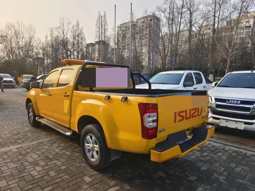 2022 Isuzu RE-MAX Jim 2.8T 120HP L4 5MT,autocango,china used car exporter,china ev exporter,chinese used car exporter,chinese used ev exporter