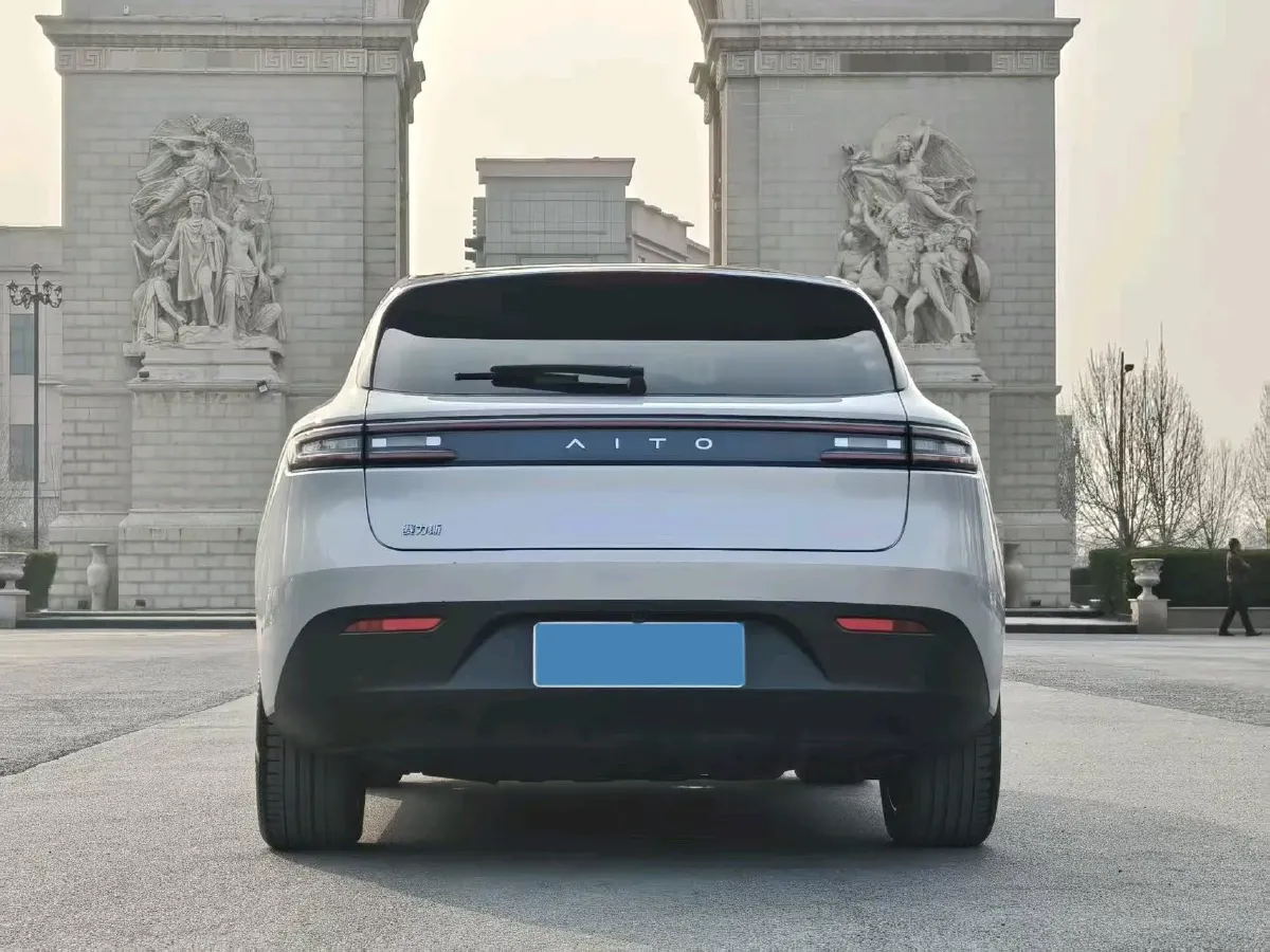 2022 AITO AITO M5 Range Extended 125HP REEV 40KWH,autocango,china used car exporter,china ev exporter,chinese used car exporter,chinese used ev exporter
