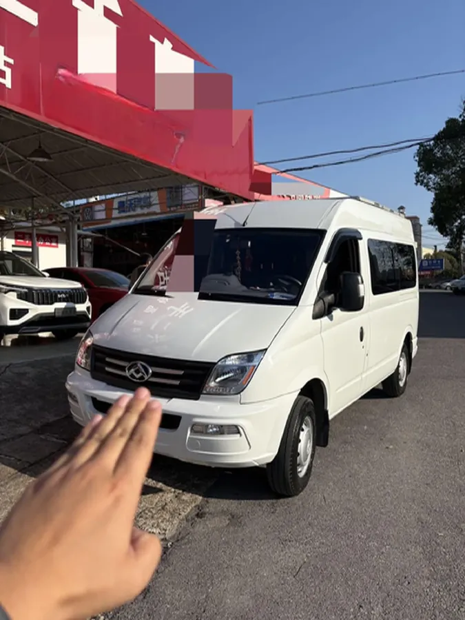 2021 MAXUS XinTu V80 2.0T 127HP L4 6MT,autocango,china used car exporter,china ev exporter,chinese used car exporter,chinese used ev exporter