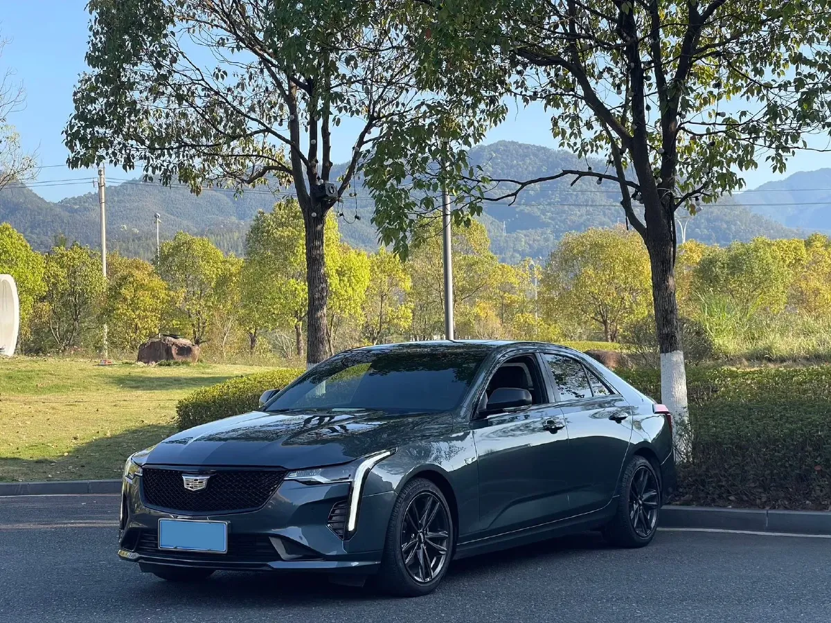 2022 Cadillac CT4 2.0T 237HP L4 8AT,autocango,china used car exporter,china ev exporter,chinese used car exporter,chinese used ev exporter