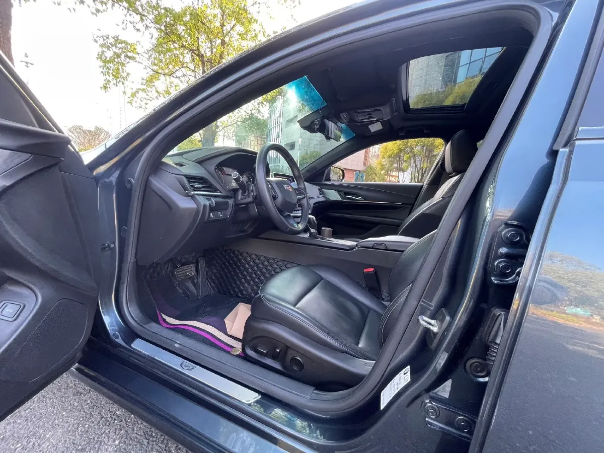 2022 Cadillac CT4 2.0T 237HP L4 8AT,autocango,china used car exporter,china ev exporter,chinese used car exporter,chinese used ev exporter