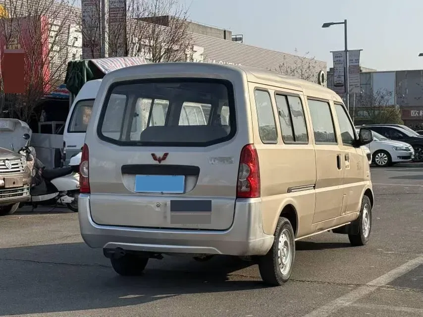 2017 HawTai Santafe 7 2.0L 147HP L4 5MT,autocango,china used car exporter,china ev exporter,chinese used car exporter,chinese used ev exporter