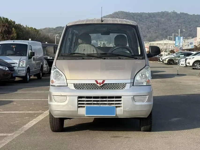 2017 HawTai Santafe 7 2.0L 147HP L4 5MT,autocango,china used car exporter,china ev exporter,chinese used car exporter,chinese used ev exporter