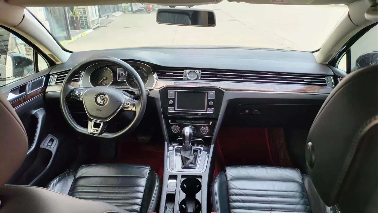 2019 Chevrolet Malibu XL 2.0T 241HP L4 9AT,autocango,china used car exporter,china ev exporter,chinese used car exporter,chinese used ev exporter