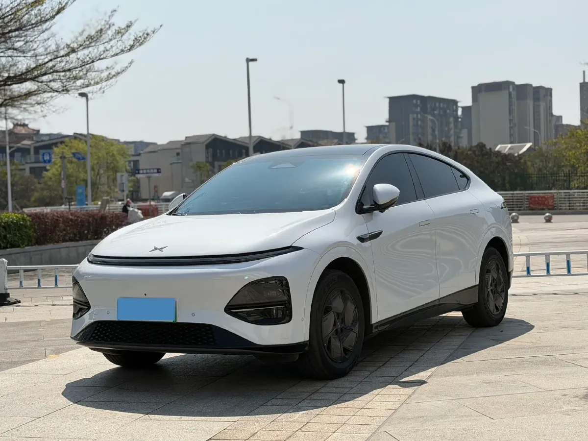 2025 Xpeng G6 BEV 68.5KWH,autocango,china used car exporter,china ev exporter,chinese used car exporter,chinese used ev exporter