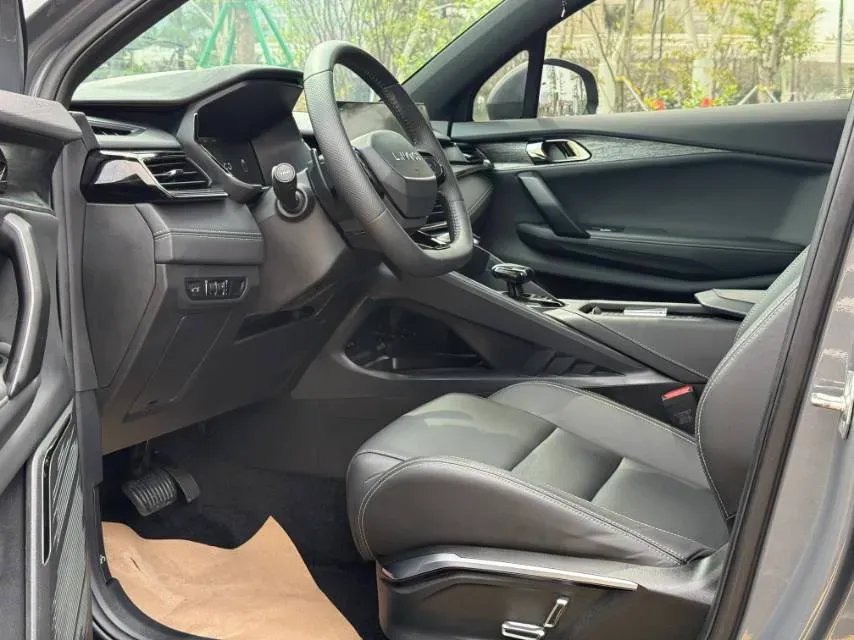 2023 LYNK&CO 06 1.5T 181HP L4 7DCT,autocango,china used car exporter,china ev exporter,chinese used car exporter,chinese used ev exporter