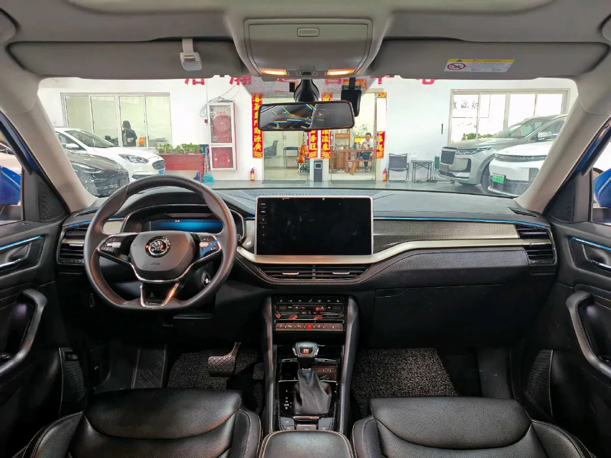 2022 Skoda Kodiak 2.0T 186HP L4 7DCT,autocango,china used car exporter,china ev exporter,chinese used car exporter,chinese used ev exporter