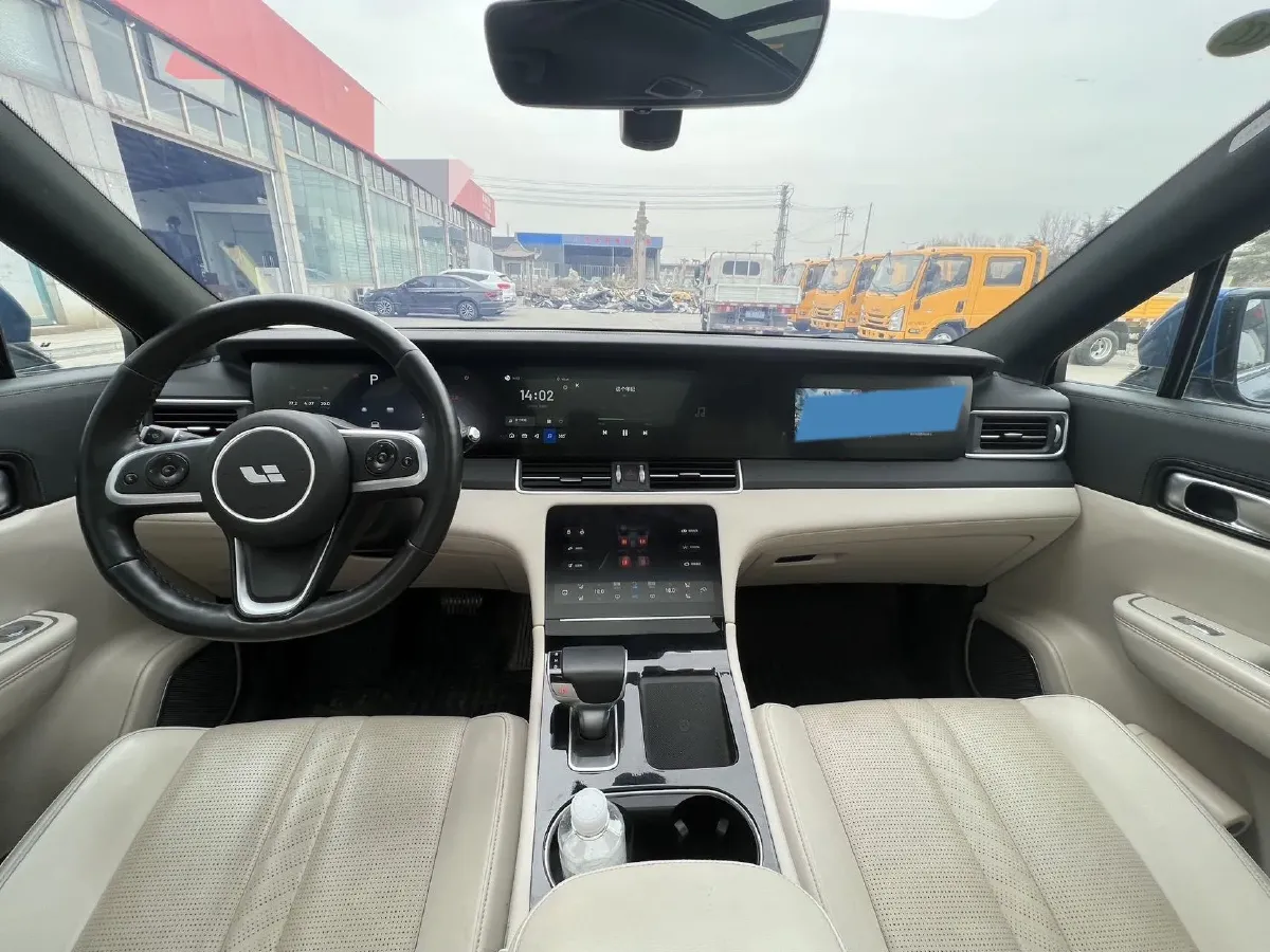 2020 Li ONE Range Extended 131HP REEV 40.5KWH,autocango,china used car exporter,china ev exporter,chinese used car exporter,chinese used ev exporter