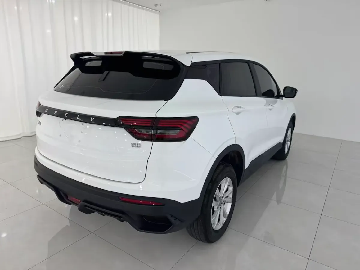 2025 Geely Coolray 1.5L 126HP L4 5MT,autocango,china used car exporter,china ev exporter,chinese used car exporter,chinese used ev exporter