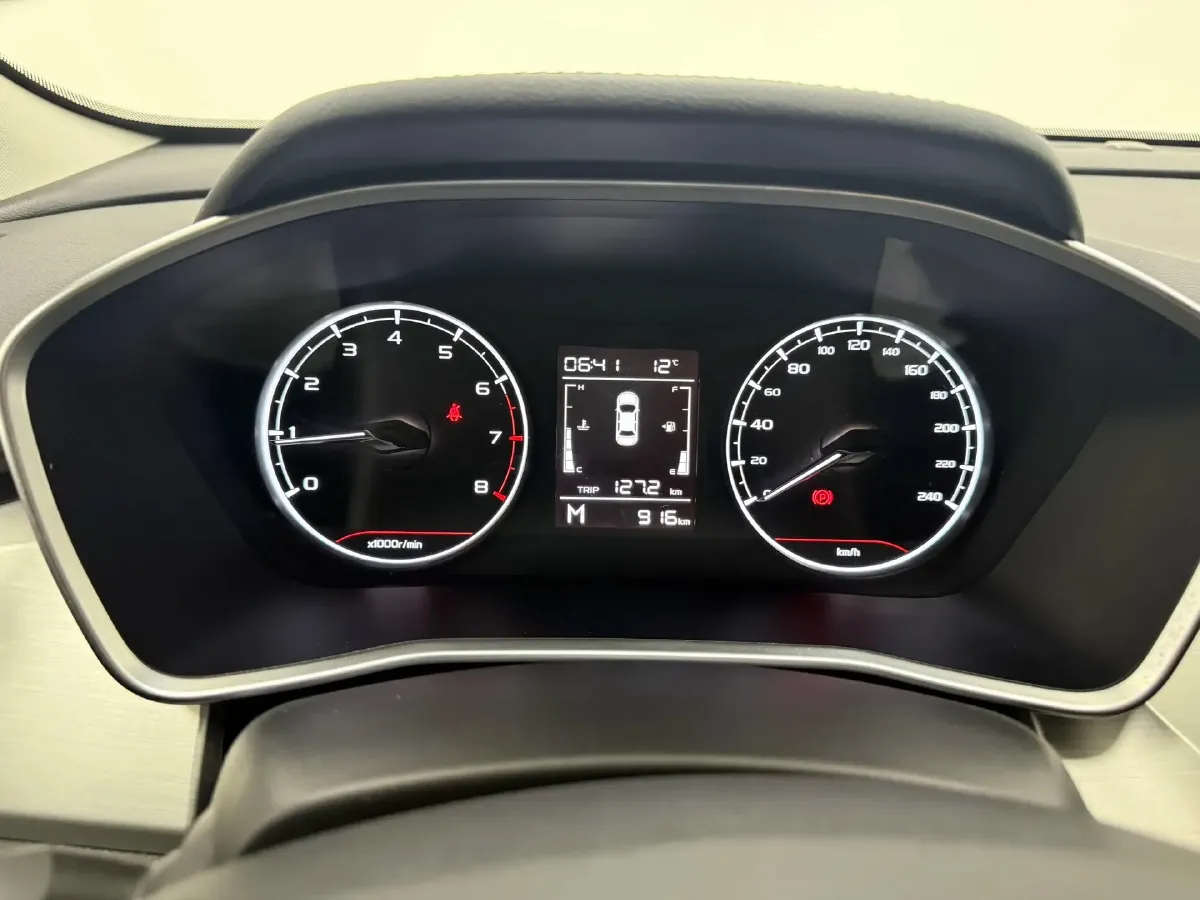 2025 Geely Coolray 1.5L 126HP L4 5MT,autocango,china used car exporter,china ev exporter,chinese used car exporter,chinese used ev exporter