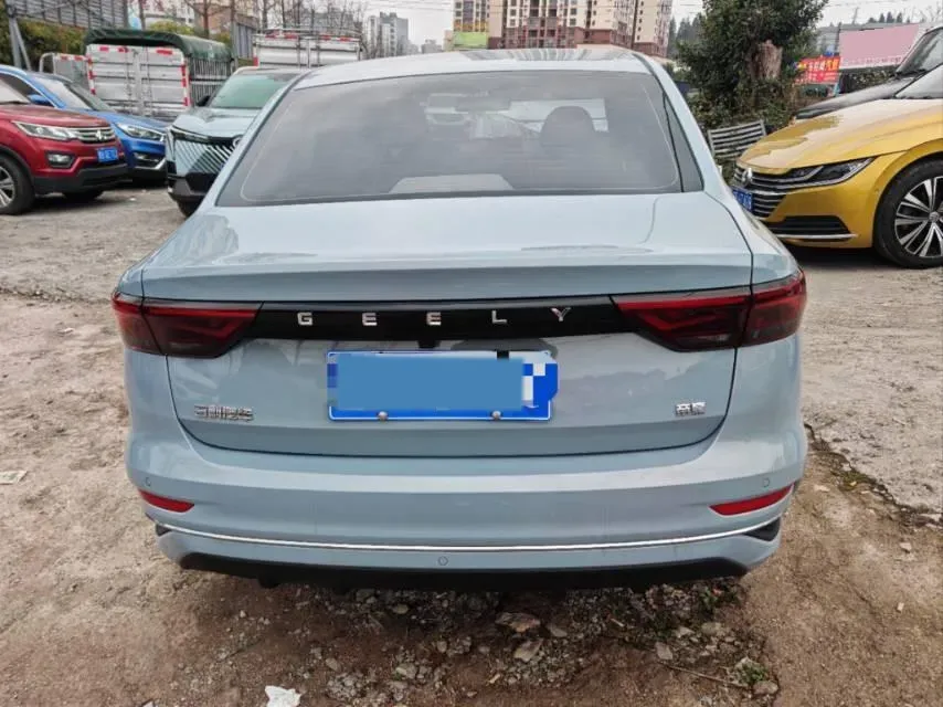 2025 Geely Emgrand 1.5L 127HP L4 5MT,autocango,china used car exporter,china ev exporter,chinese used car exporter,chinese used ev exporter