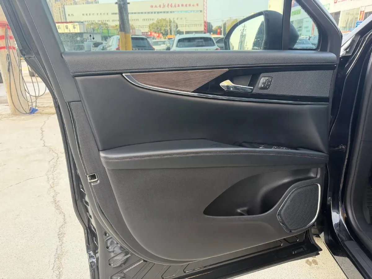 2022 Lincoln Nautilus 2.7T 322HP V6 8AT,autocango,china used car exporter,china ev exporter,chinese used car exporter,chinese used ev exporter