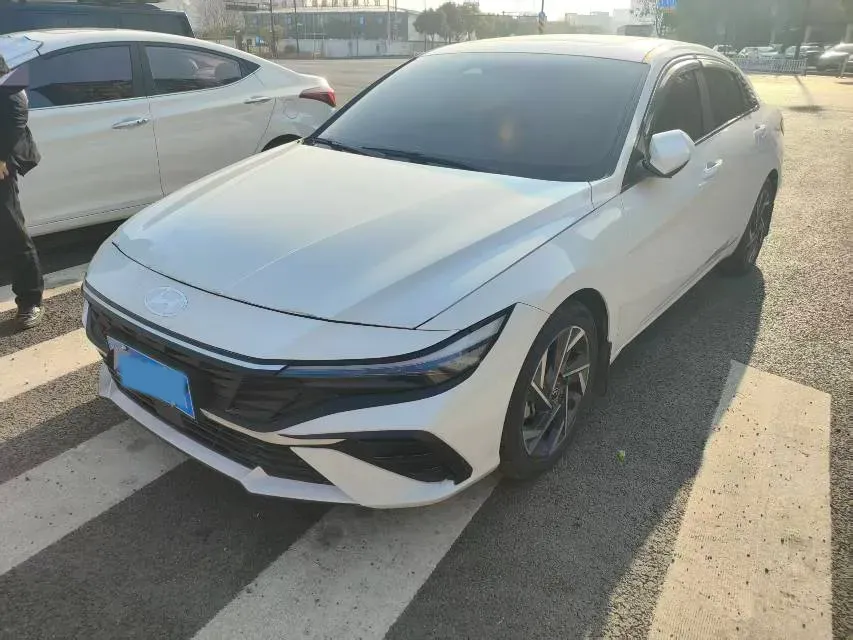 2023 Hyundai Elantra 1.5L 115HP L4 CVT,autocango,china used car exporter,china ev exporter,chinese used car exporter,chinese used ev exporter