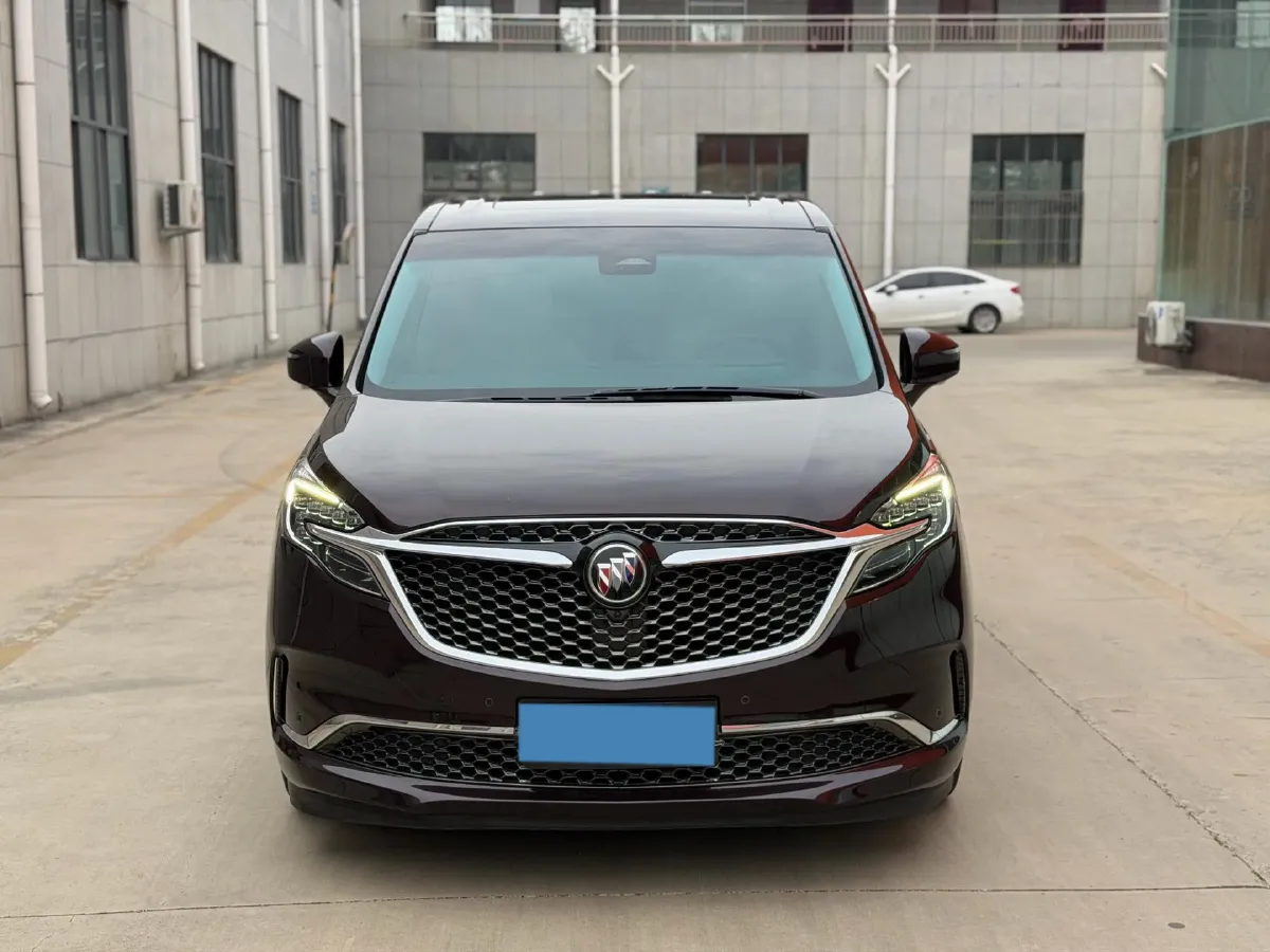 2022 Buick GL8 2.0T 237HP L4 9AT,autocango,china used car exporter,china ev exporter,chinese used car exporter,chinese used ev exporter