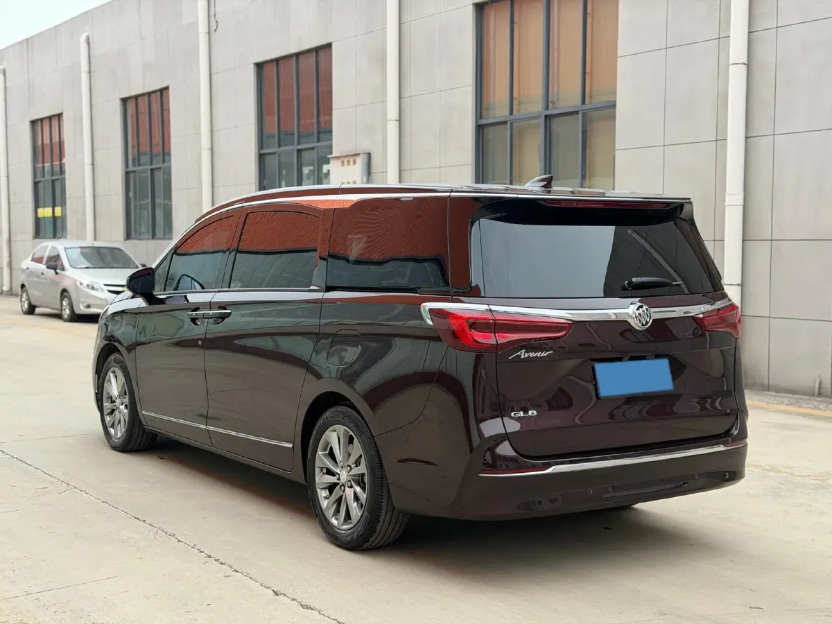 2022 Buick GL8 2.0T 237HP L4 9AT,autocango,china used car exporter,china ev exporter,chinese used car exporter,chinese used ev exporter