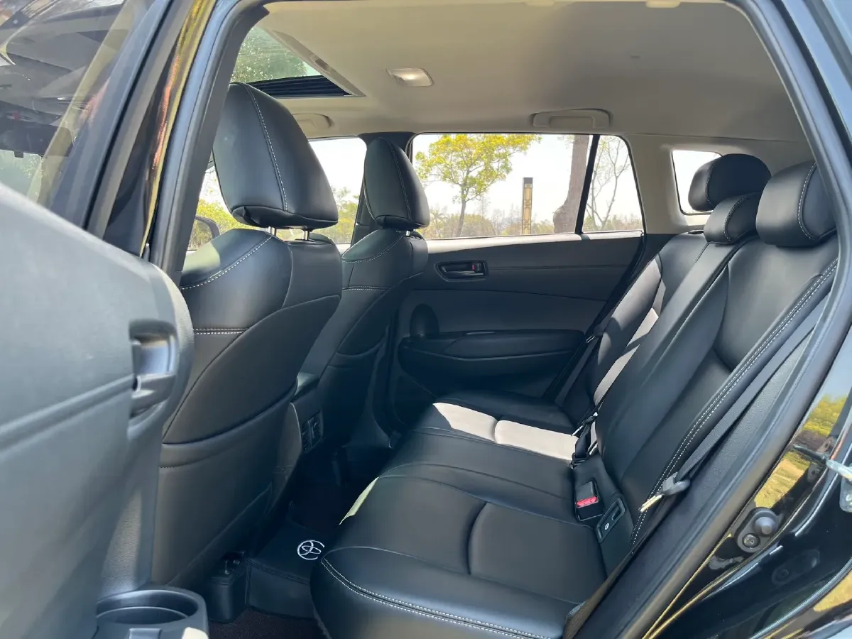 2023 Toyota Corolla Cross 2.0L 152HP L4 E-CVT Hybrid,autocango,china used car exporter,china ev exporter,chinese used car exporter,chinese used ev exporter